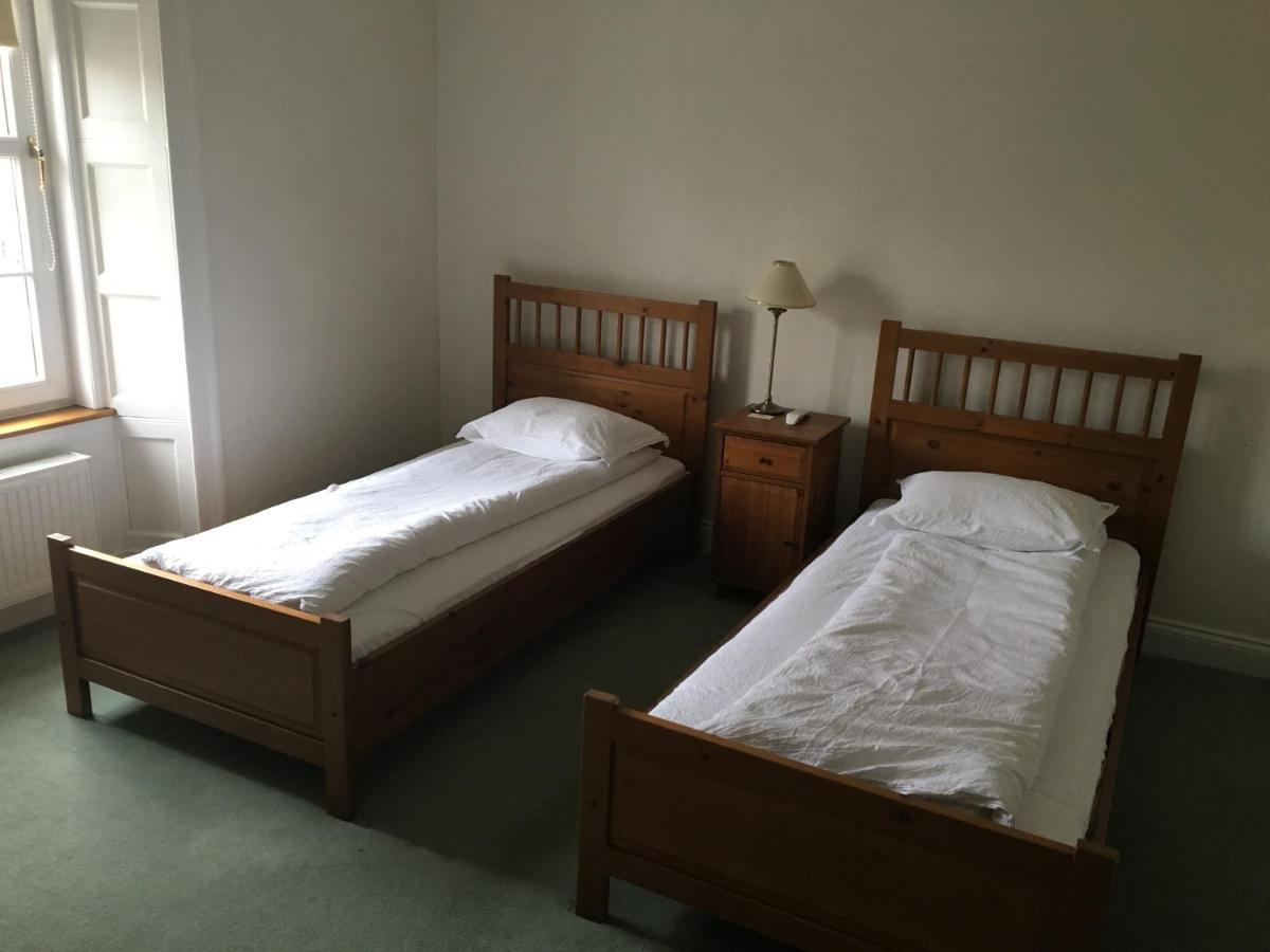 Thornhill Inn Bagian luar foto