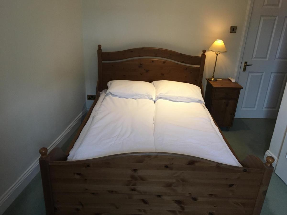 Thornhill Inn Bagian luar foto