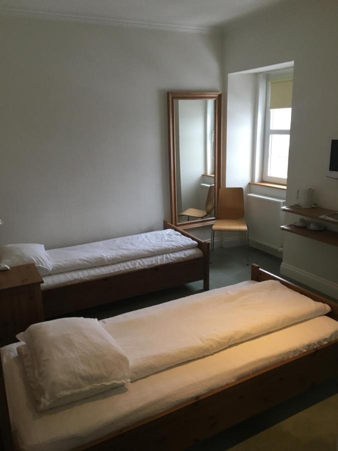 Thornhill Inn Bagian luar foto