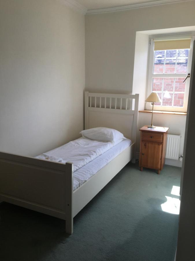 Thornhill Inn Bagian luar foto