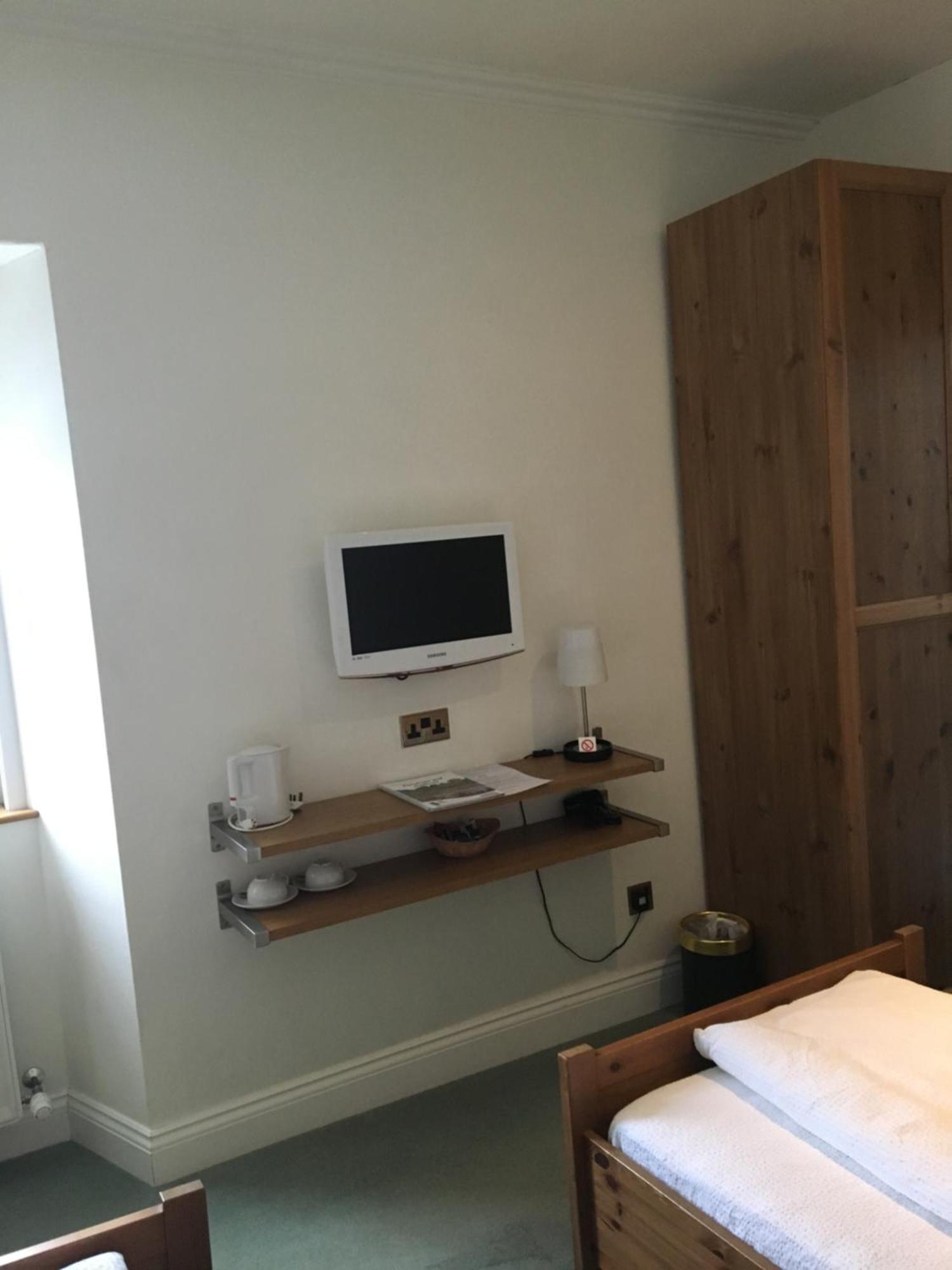 Thornhill Inn Bagian luar foto